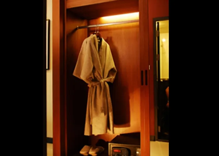 Ziniza The Boutique Service Hotel 3*